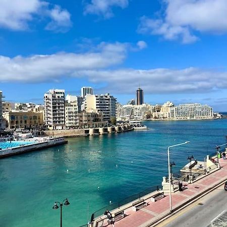 Seafront Beach House In St.Julians Vila Sliema Exterior foto